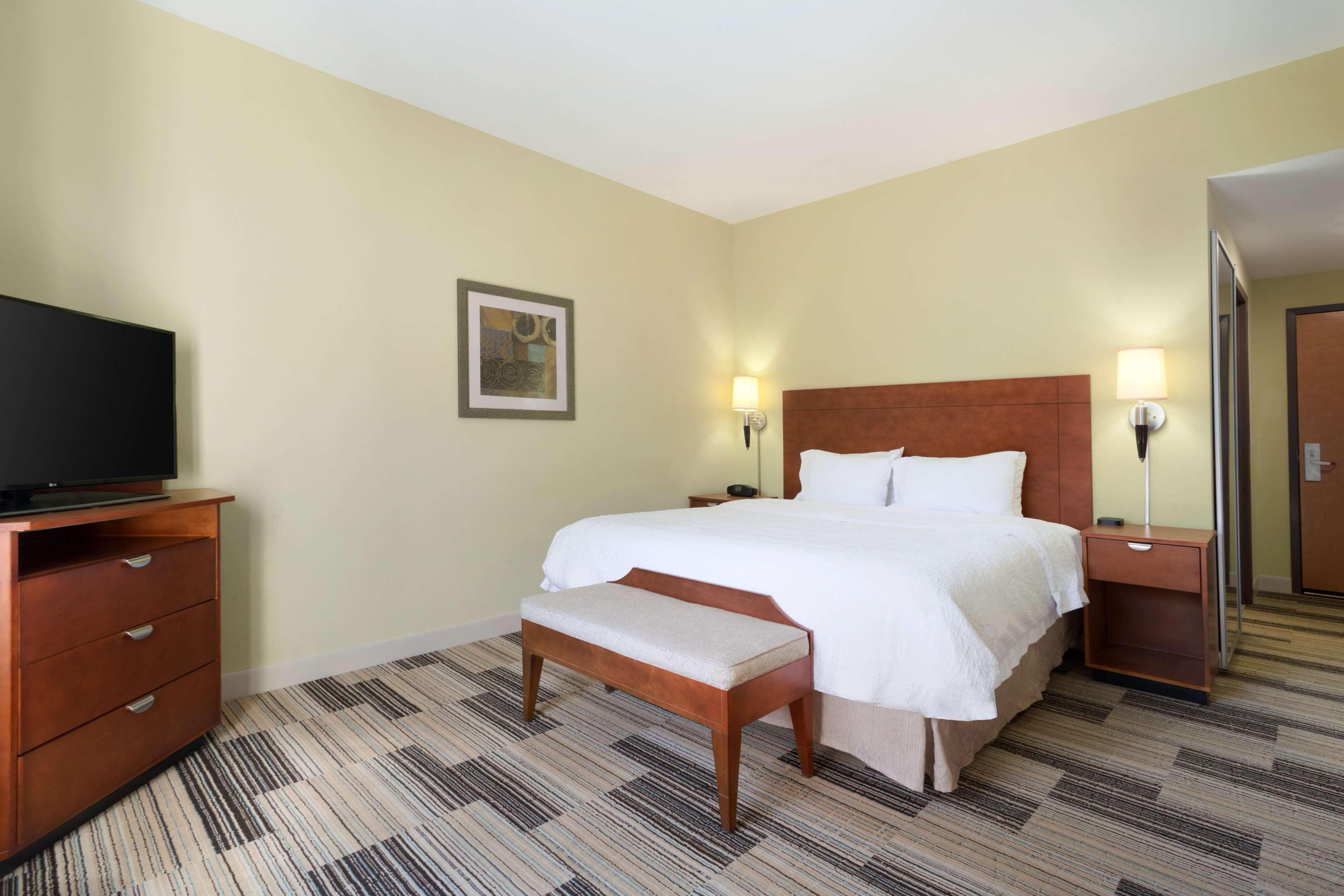 Hampton Inn & Suites Birmingham Airport Area Irondale Екстер'єр фото
