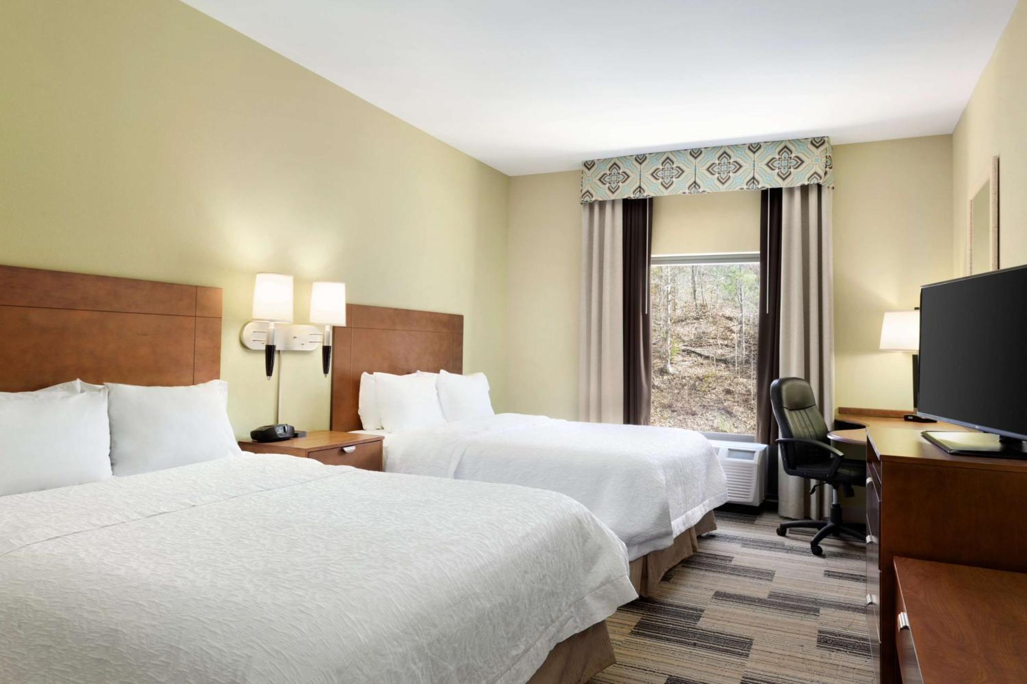 Hampton Inn & Suites Birmingham Airport Area Irondale Екстер'єр фото