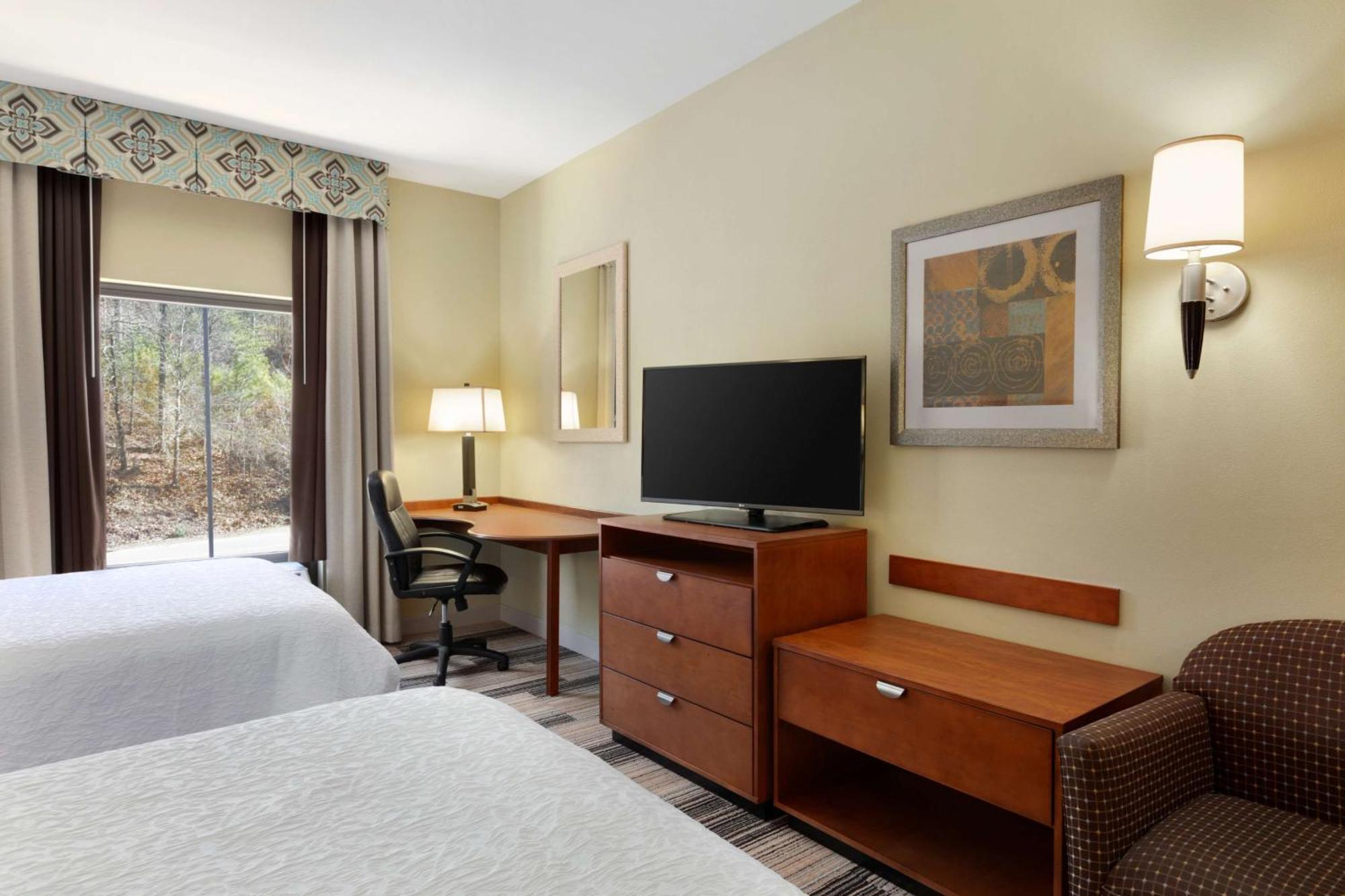 Hampton Inn & Suites Birmingham Airport Area Irondale Екстер'єр фото