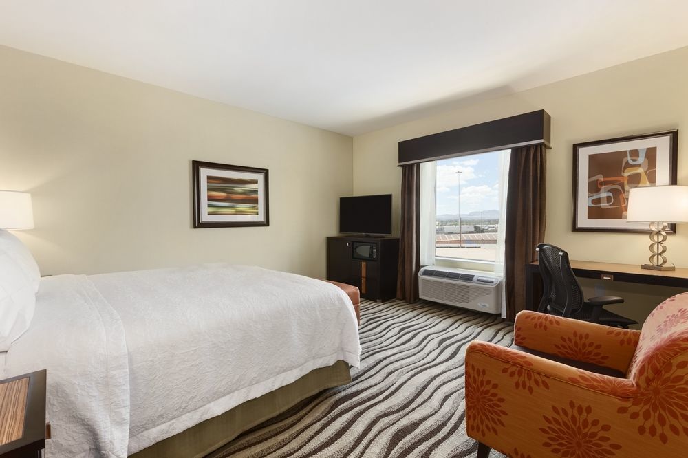 Hampton Inn & Suites Birmingham Airport Area Irondale Екстер'єр фото