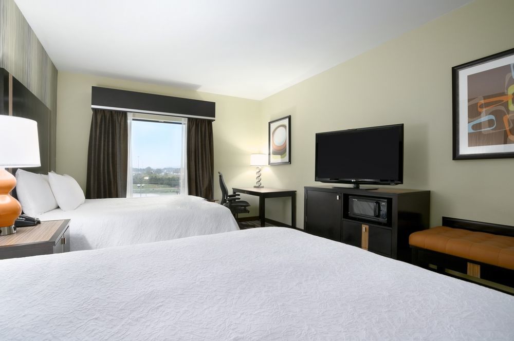Hampton Inn & Suites Birmingham Airport Area Irondale Екстер'єр фото